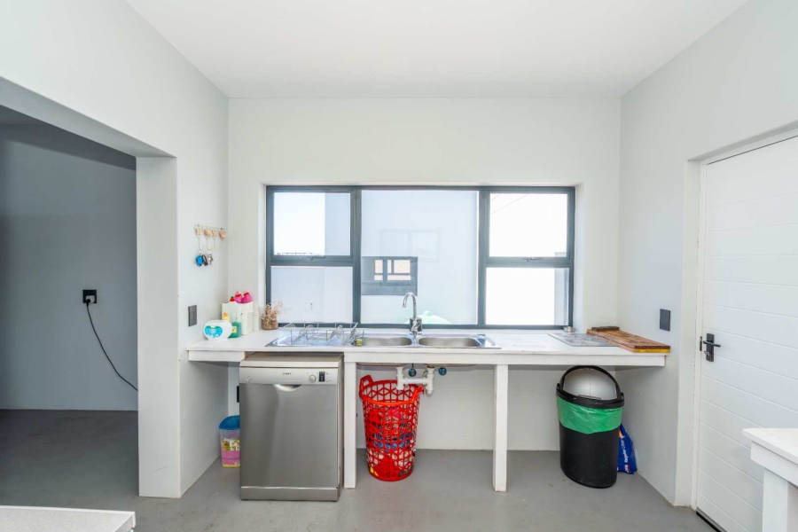 3 Bedroom Property for Sale in Oliphantskop Western Cape